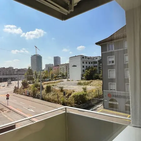 Chic 2br In Oerlikon - Near City